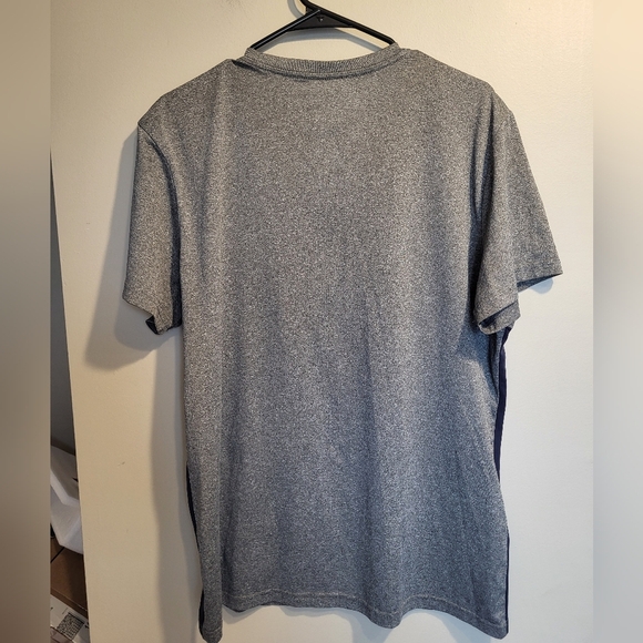 NFL Patriots Gray and Blue T-shirt, Size Large - Picture 2 of 4